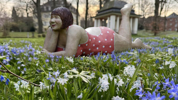 LaGa Bad Nenndorf: Alltagsmenschen "Die Liegende"