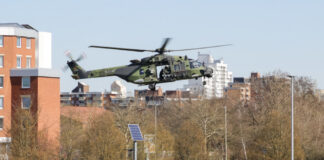 Bundeswehr-Hubschrauber NH90 landet in der MHH.