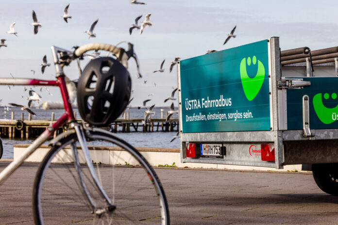 Fahrradbus startet am Steinhuder Meer in die Saison Fahrradbus startet am Steinhuder Meer in die Saison