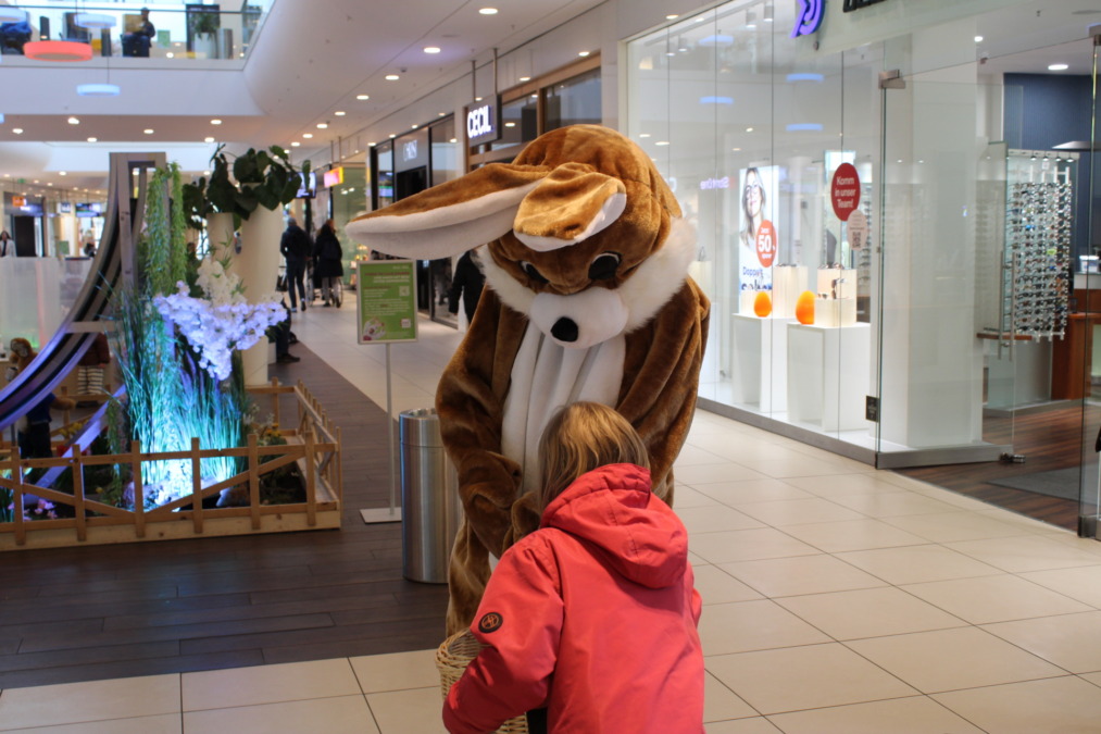 der osterhase kommt ins ccl.