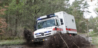 Neun geländegängige Krankentransportwagen beim Niedersächsischen Landesamt für Brand- und Katastrophenschutz vorgeführt und offiziell in den Dienst gestellt