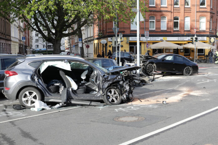 Verkehrsunfall - Hannover - Fössestraße