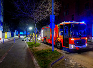 Nächtlicher Tiefgaragenbrand in Hannovers Nordstadt fordert Großeinsatz der Feuerwehr Tiefgaragenbrand in Hannover