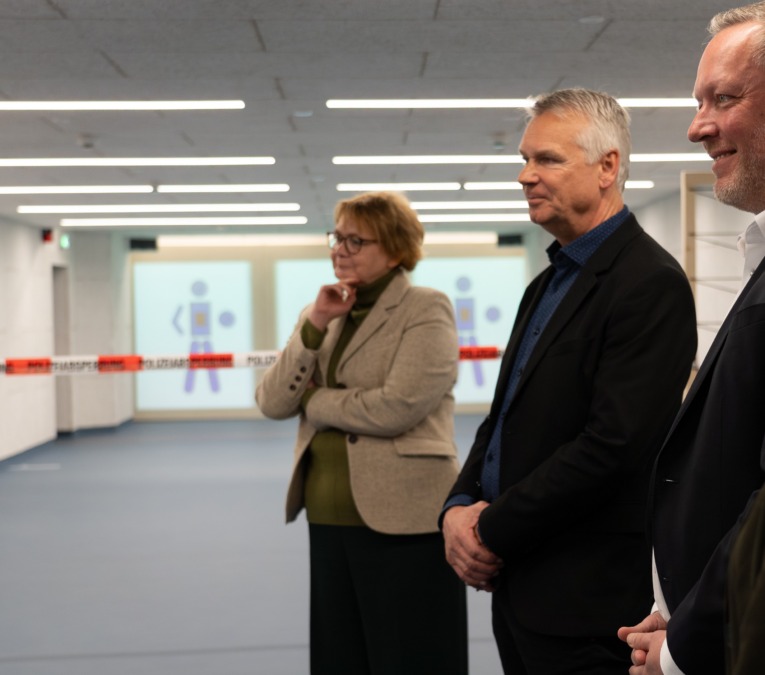 ministerin behrens eröffnet neue raumschießanlage des lka niedersachsen
