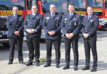 Generationenwechsel bei der Ortsfeuerwehr Garbsen: Neue Führung übernimmt Verantwortung v.l.n.r.: Niklas Krügener, Marcel Ochmann, Thomas Cremer, Thomas Ochmann, Kevin Kourdis