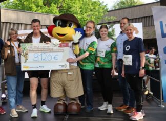 ZOO-RUN Hannover sammelt mehr als 9.000 Euro für den Artenschutz Scheckübergabe - 9.120 Euro für das Gibbon-Artenschutzprojekt