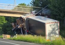 Tödlicher Lkw-Unfall auf der A2 bei Hannover-Nord LKW-Unfall auf der A2: Zwei Männer sterben bei Unfall auf der Autobahn zwischen Hannover-Bothfeld und Langenhagen.