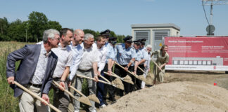 Feuerwehr Godshorn - 1. Spatenstich - Neues Feuerwehrhaus an der Dieter-Liedkte-Straße in Godshorn.