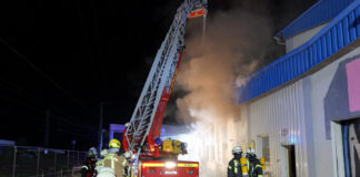 Großalarm in Wunstorf! Großbrand auf ehemaligem Fabrikgelände – Feuerwehr im Großeinsatz