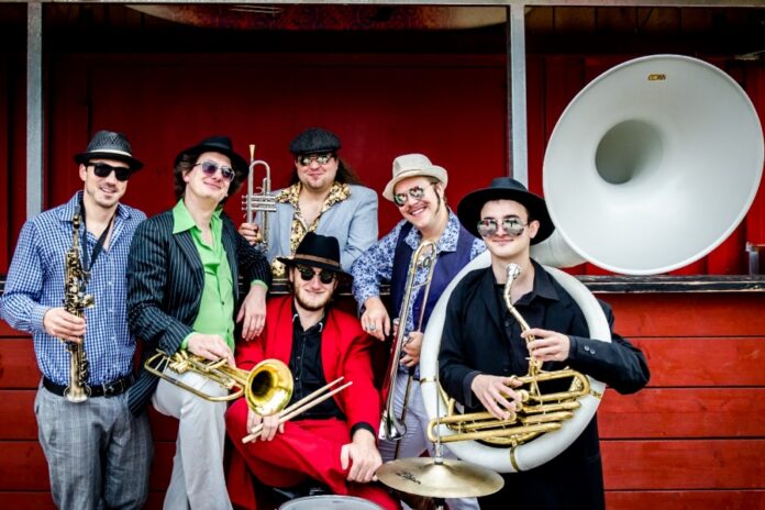 Late-Zoo Hannover: Den Auftakt gestaltet am Donnerstag, 25. Juni, die Band Brazzo Brazzone mit einer Mischung aus Jazz, Balkan, Latin, Funk und Soul