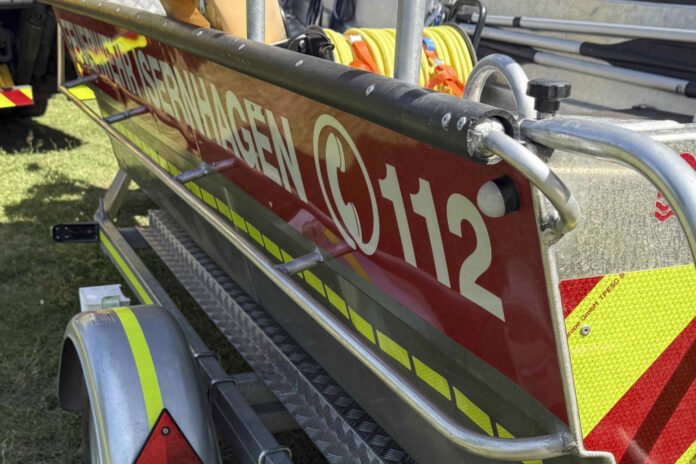 Isernhagen: Kind im Parksee Lohne ums Leben gekommen. Isernhagen: Kind im Parksee Lohne ums Leben gekommen.