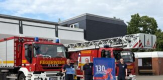 Blaulichtmeile zum 130-jährigen Jubiläum der Ortsfeuerwehr Seelze.