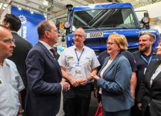 INTERSCHUTZ 2026: Bundesinnenminister informiert sich über neue Technik und internationale Hilfe Minister Dobrindt besucht THW-Stand bei Interschutz.