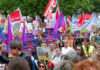 großprotest zur gesundheitsministerkonferenz: tausende demonstrieren in hannover demonstration gegen gesundheitsrefom