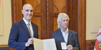 Bundesverdienstkreuz für Joachim Gerhardy aus Hannover