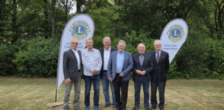 Der Vorstand (vo.li.n.re.): Günther Schramm (Schatzmeister), Manfred Meyer (2. Vize-Präsident als Backup), Frank Baumgarten (Präsident), Friedhelm Fischer (Vize-Präsident), Rüdiger Knesebeck (Past-Präsident), Dr. Wilhelm Hicking (Sekretär)
