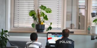 Prävention auf Augenhöhe: Gaming-Koffer der Polizei Hannover im Einsatz.