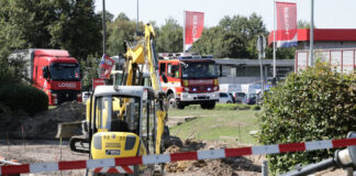 Feuerwehr Langenhagen / Gasleck Westfalenstraße.