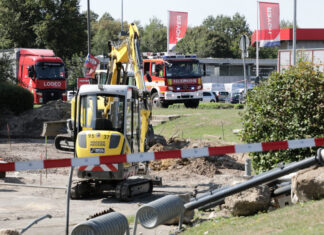 Feuerwehr Langenhagen / Gasleck Westfalenstraße.
