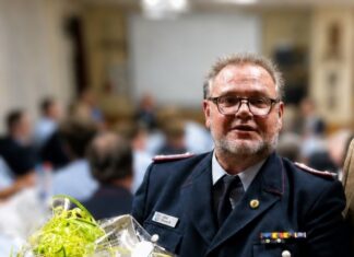 dirk wehde zum ehrenortsbrandmeister in horst ernannt dirk wehde zum ehrenortsbrandmeister der ortsfeuerwehr horst ernannt