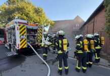 Feuerwehr übt Menschenrettung in Kolenfeld