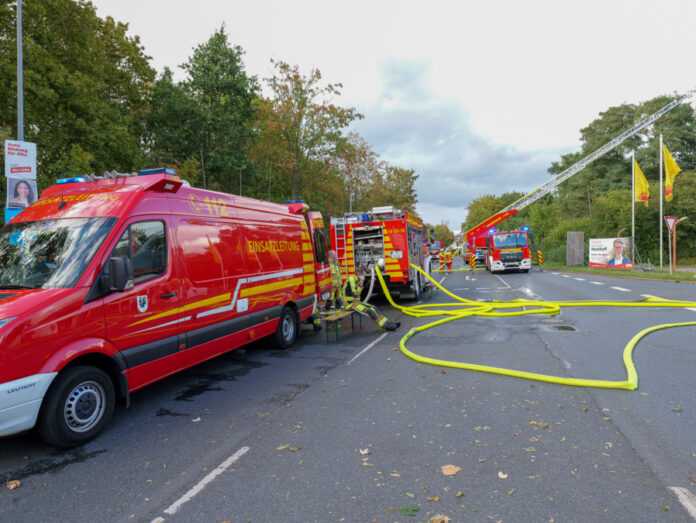 Sonderpostenmarkt in Seelze in Vollbrand