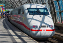 Hannover–Berlin: Bahnfahrten dauern rund 80 Minuten länger ICE 1 am Gleis 11 im Berliner Hbf