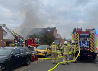 Großbrand in Sievershausen: Eine Person verletzt Einsatzstelle in Sievershausen