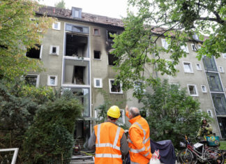 Explosion in Mehrfamilienhaus in Hannover-Ricklingen.