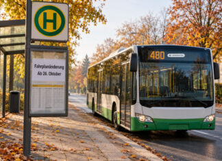 Schulstart: Linie 480 fährt in Langenhagen ab 26. Oktober früher Symbolbild: Bus / Bushaltestelle / Fahrplan - ki-generiert
