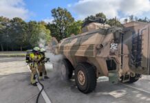Rauch an Bundeswehrpanzer: Feuerwehreinsatz auf der A352