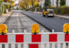 symbolbild: straßenbauarbeiten / straßenwalze / fahrbahnsanierung - ki-generiert