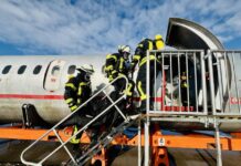 Stadtfeuerwehr Wunstorf übt auf dem Fliegerhorst